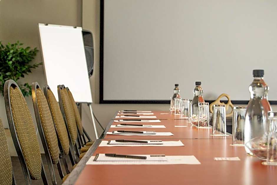 Ruslamere Hotel and Conference Centre