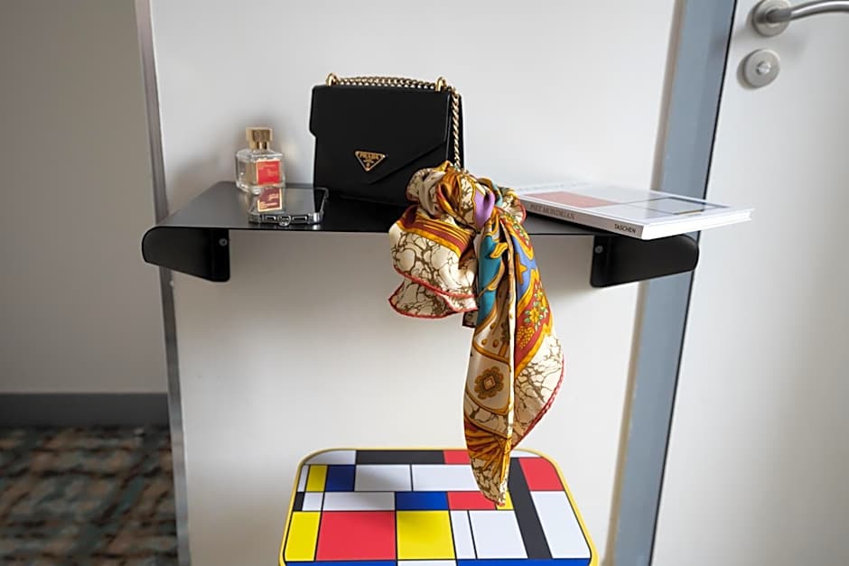 Hotel Du Mont Dore Batignolles