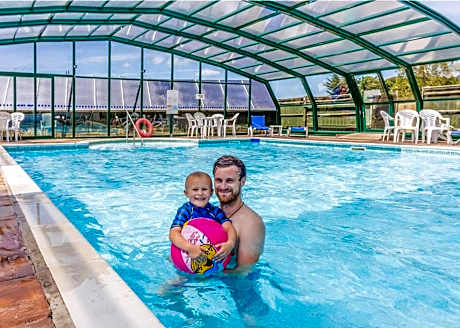 Andrewshayes Holiday Park