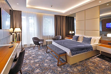 Superior Double Room with Free Parking
