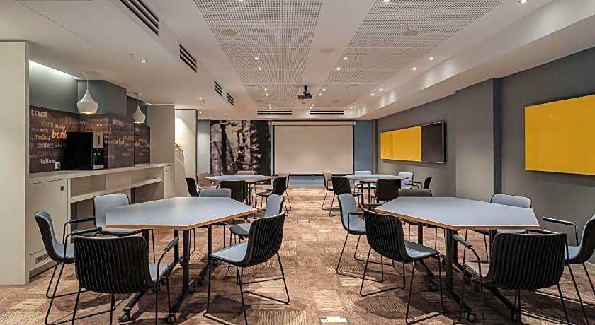 Ibis Yerevan Center