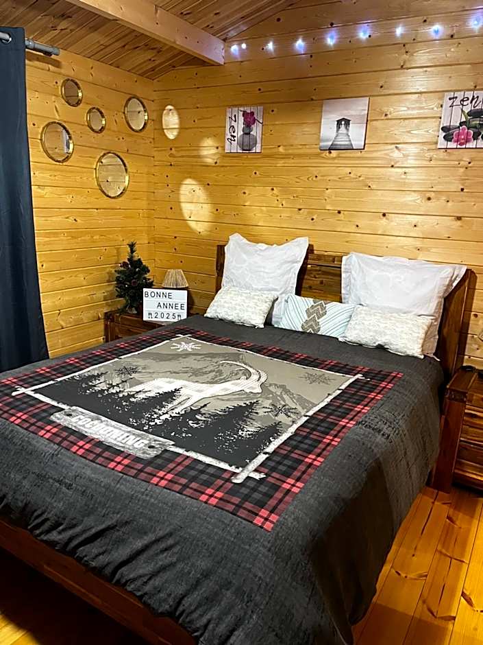 Les Chalets de Marie 974- Jacuzzi SPA privatif dans le chalet , sans vis à vis , vue mer