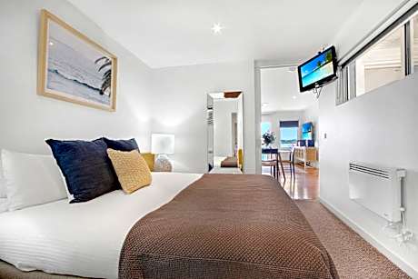 One-Bedroom Bancroft Bay