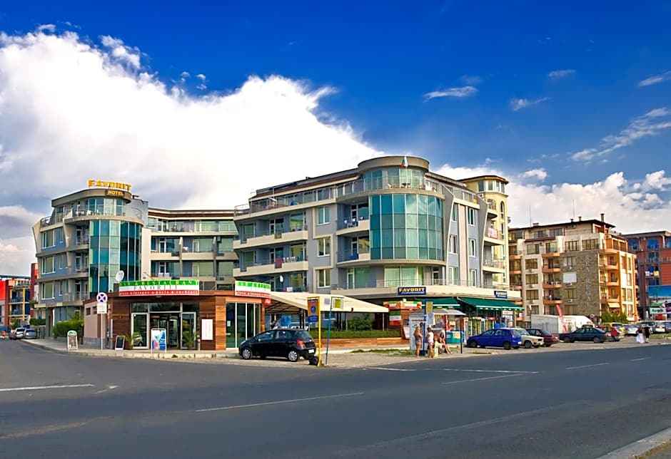 Favorit Aparthotel