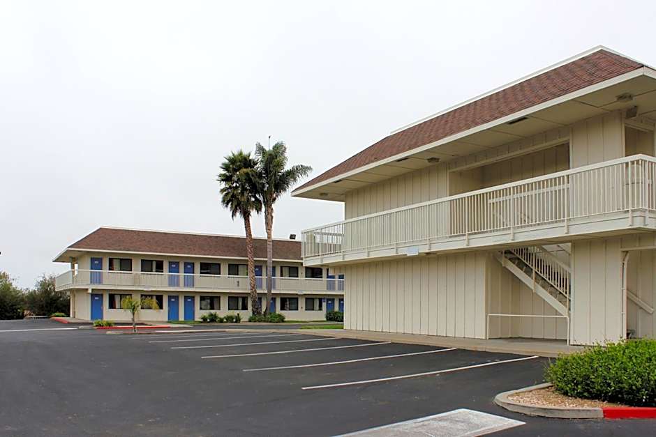 Motel 6 Pismo Beach