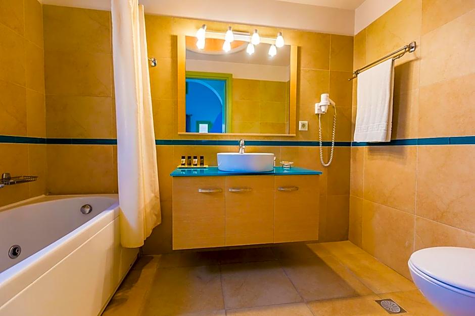 Anassa Deluxe Suites