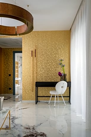 Gold suite with Jacuzzi