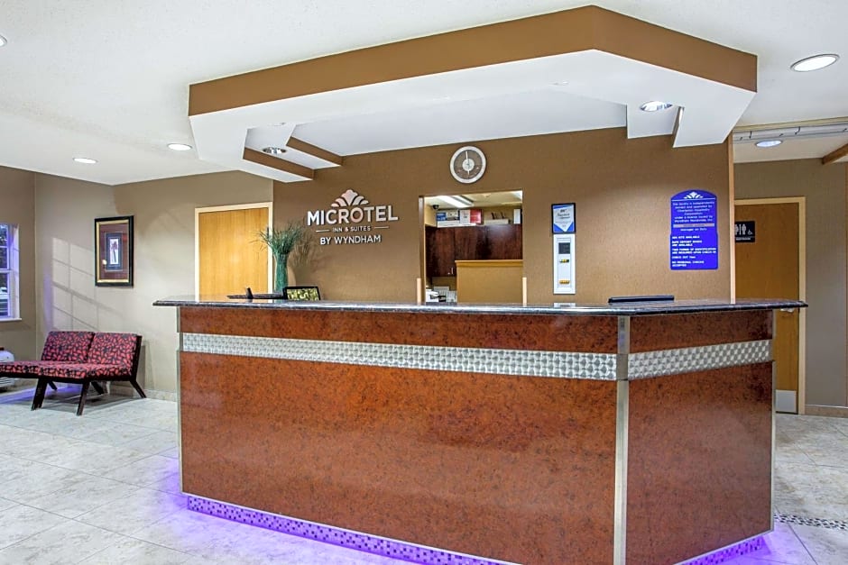 Microtel Inn & Suites By Wyndham Charleston South