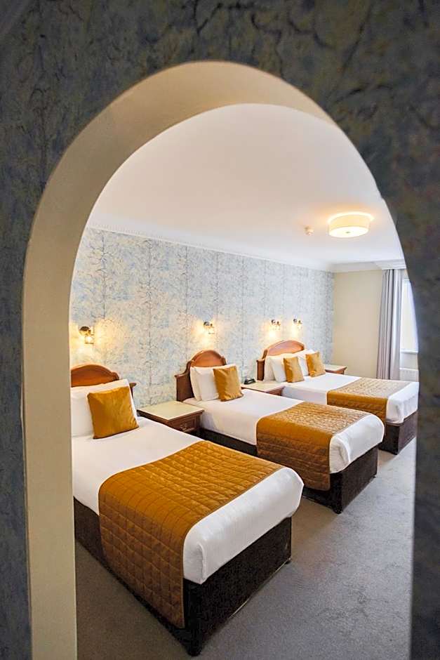 Central Hotel Donegal