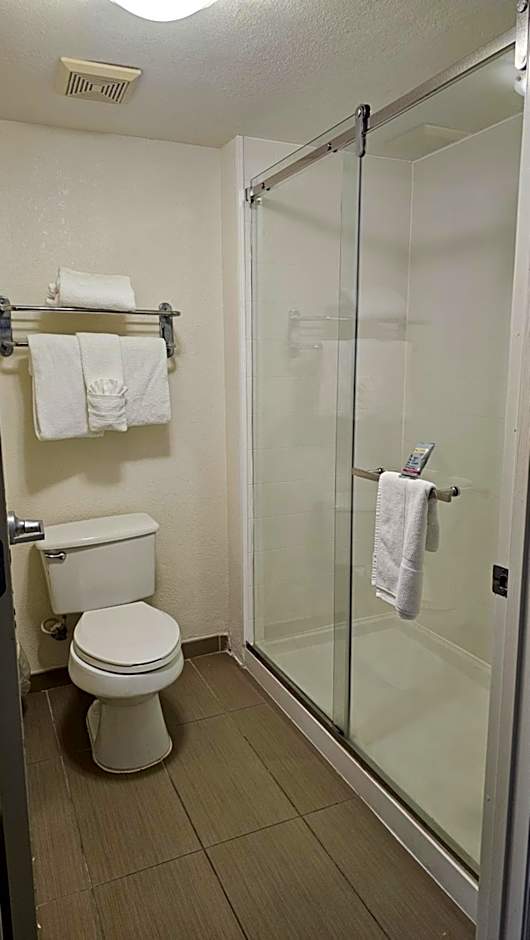 SureStay Plus by Best Western Orlando Lake Buena Vista