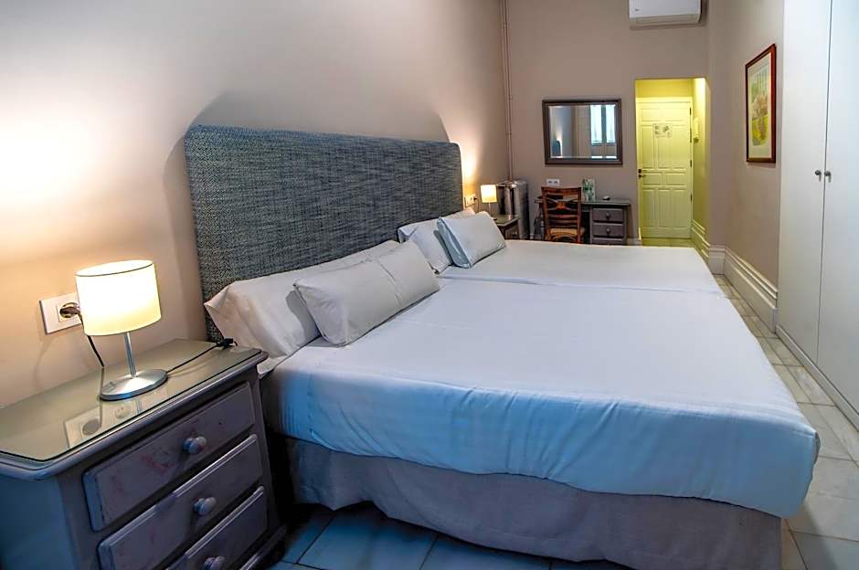Hotel Simon