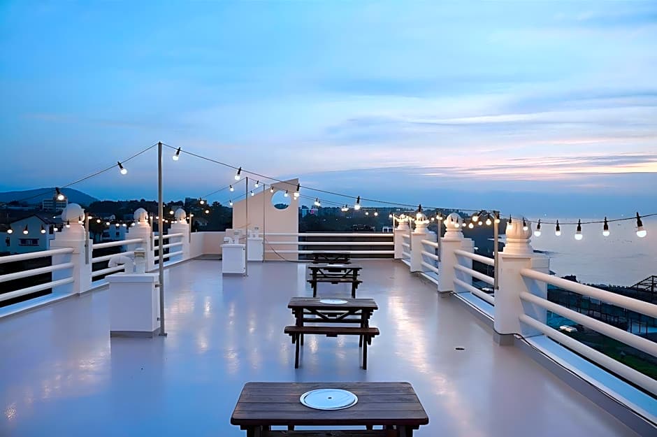 Cocoon Hotel