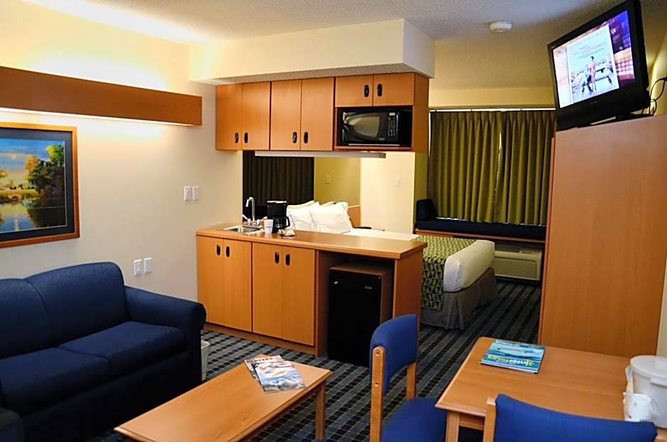 Microtel Inn & Suites By Wyndham Chihuahua