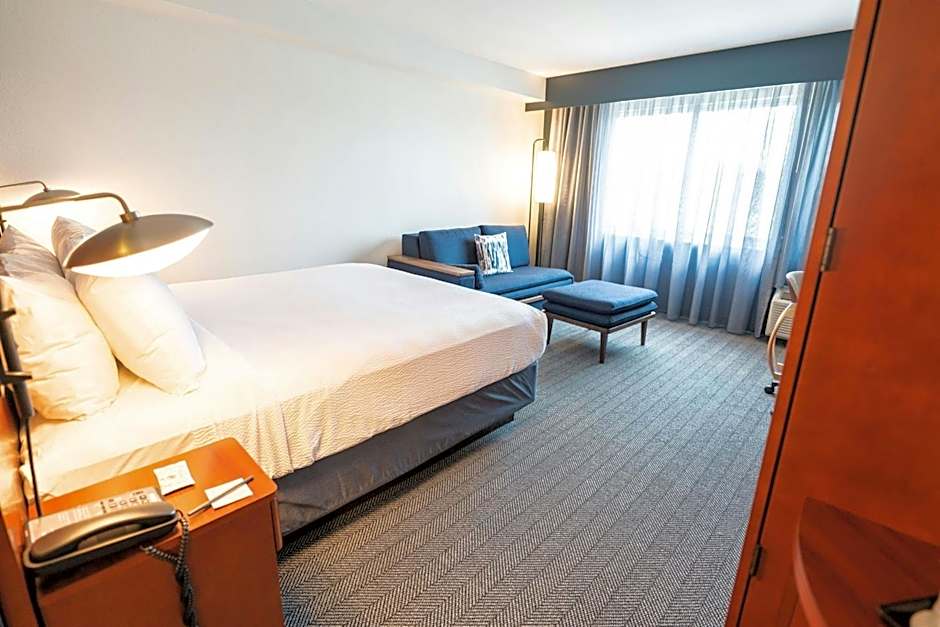 Courtyard by Marriott Philadelphia Springfield