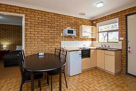 Cervantes Pinnacles Motel