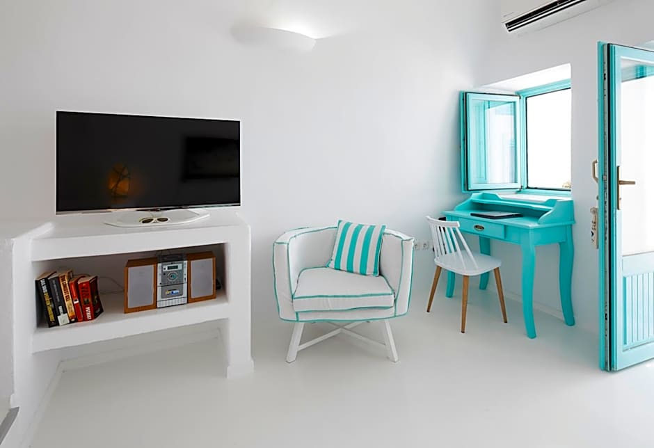 Dreams Luxury Suites