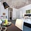 B&B White