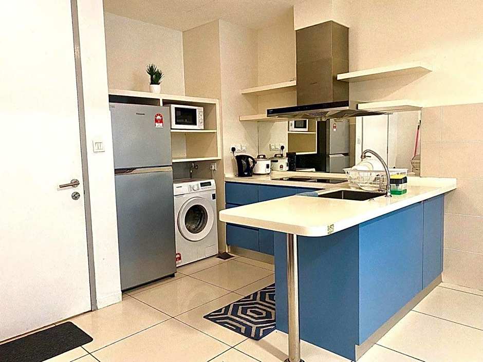 Sutera Avenue The residences, Opposite Imago Shopping Mall, NDS Homestay