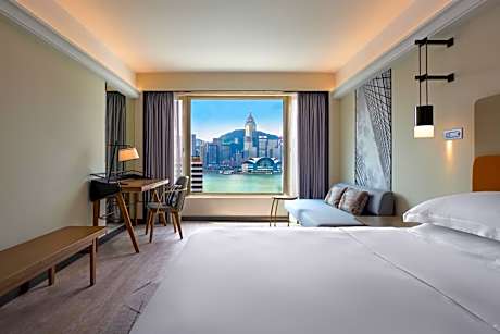 Large King Room with Harbor View