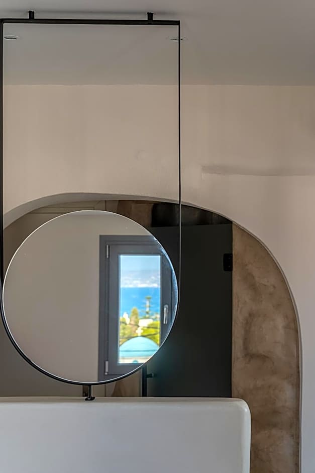 Enalios sunset suites