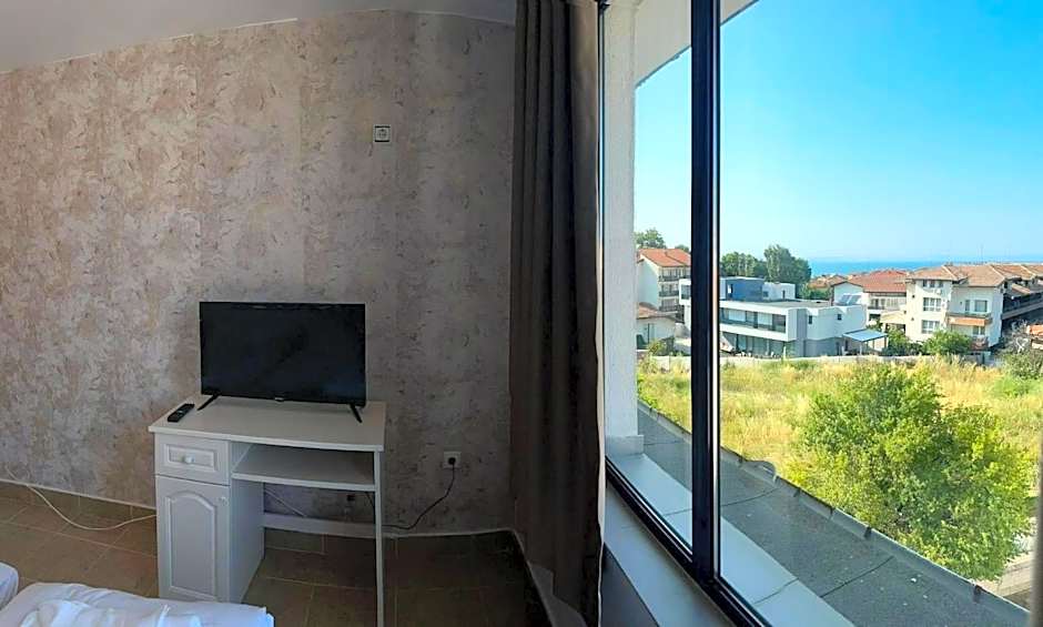 Хотел Елисей