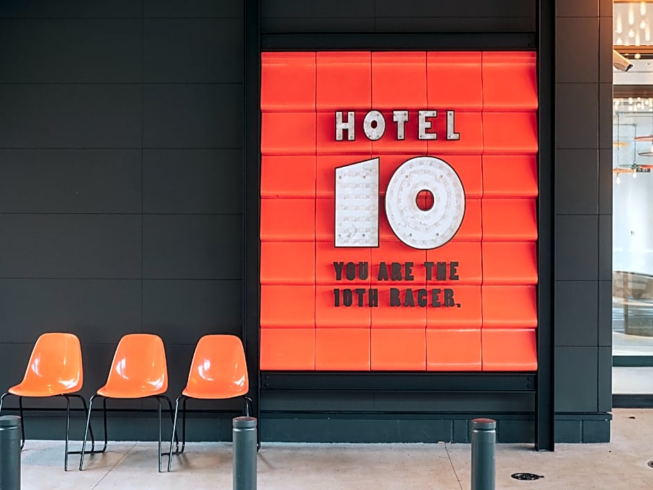 SETOUCHI KEIRIN HOTEL 10 by Onko Chishin