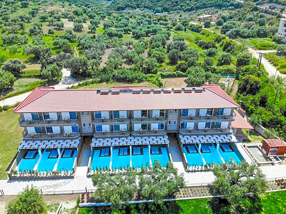 Royal Hotel and Suites