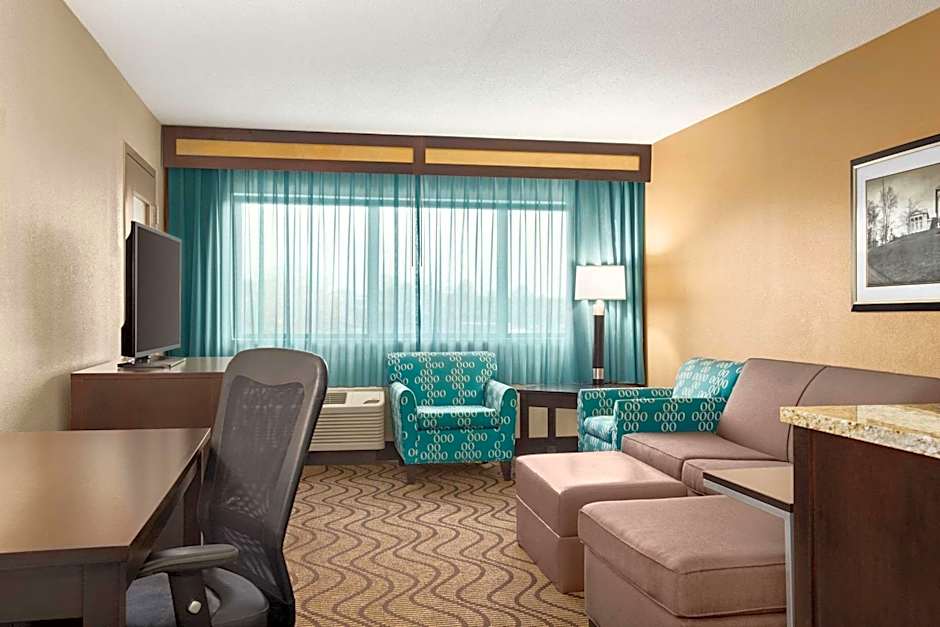 La Quinta Inn & Suites by Wyndham Richmond-Chesterfield