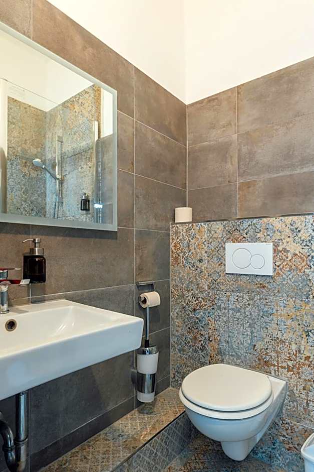 Hotel Hanseat Hamburg - Free Parking