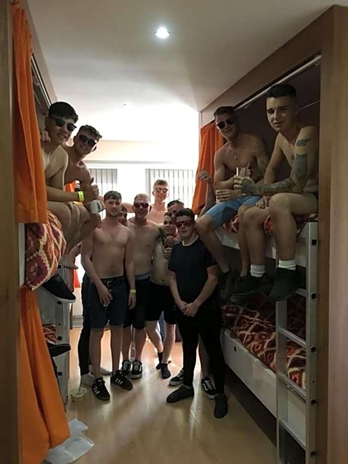 The Liverpool Pod Travel Hostel