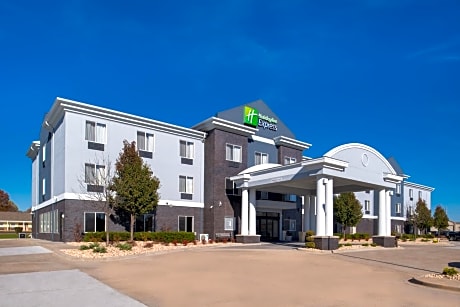 Holiday Inn Express & Suites Pittsburg, an IHG Hotel