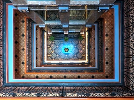 Herald Suites Polaris