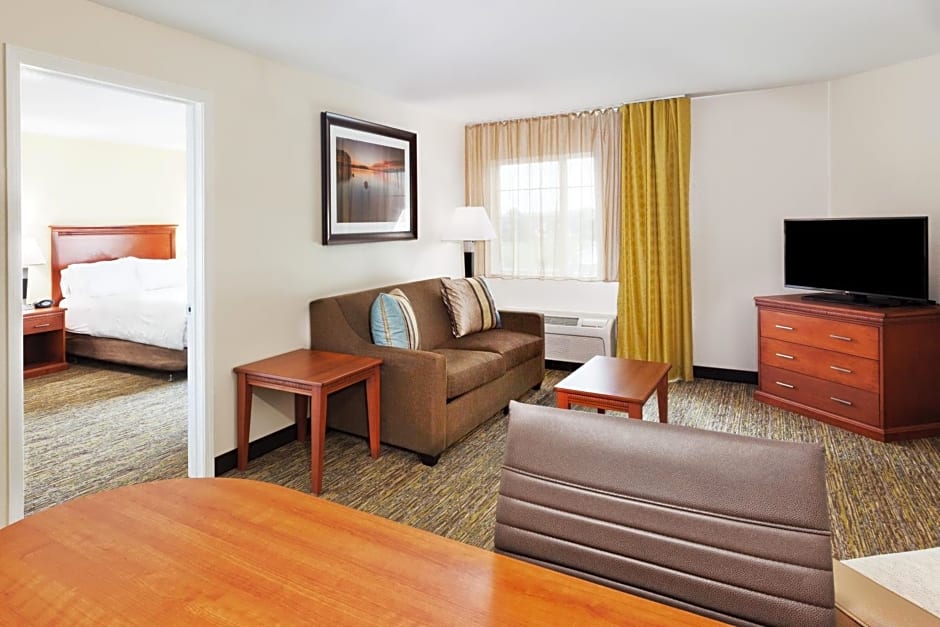 Candlewood Suites EASTCHASE PARK