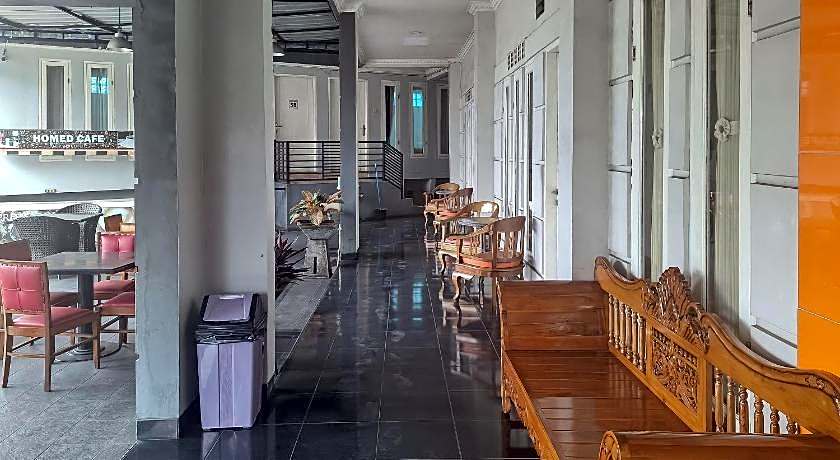 Hotel Arwana Safari Puncak Redpartner – Puncak, PA