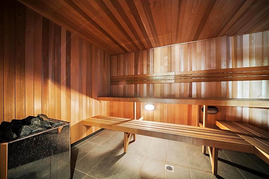 Melbourne Knox Central Apartment Hotel