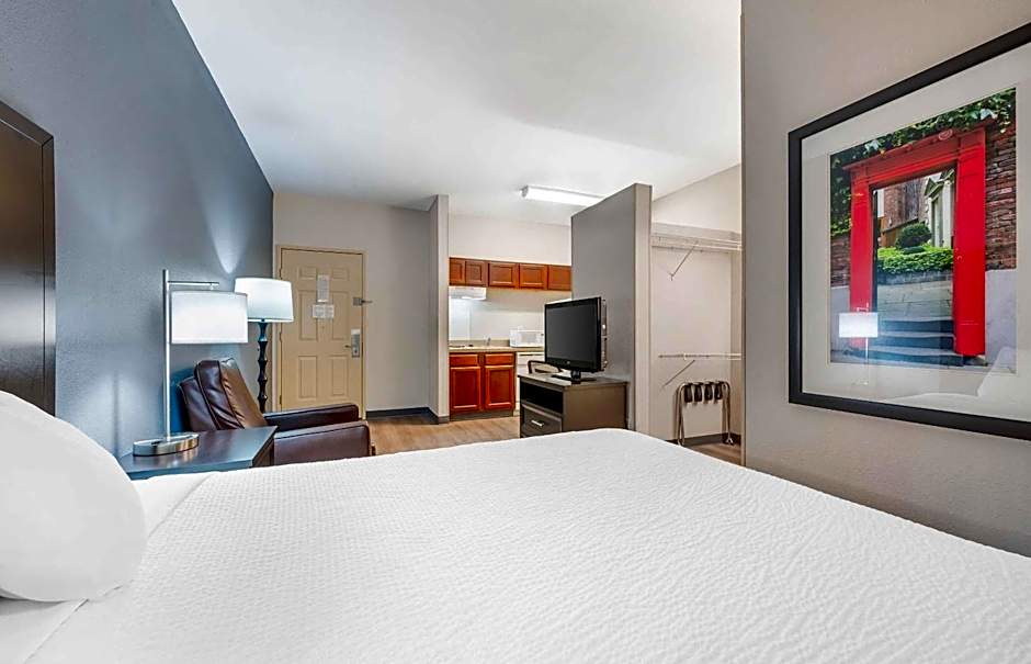 Extended Stay America Suites - Indianapolis - Airport - W. Southern Ave.