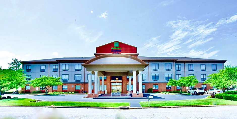 Holiday Inn Express Hotel & Suites St Charles By IHG
