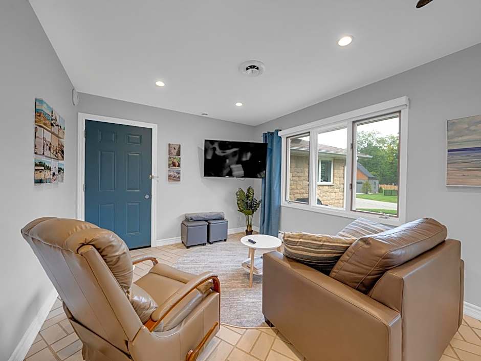 Coastal Suite #1 Cozy Suite #2 - Seacliff Beach Suites