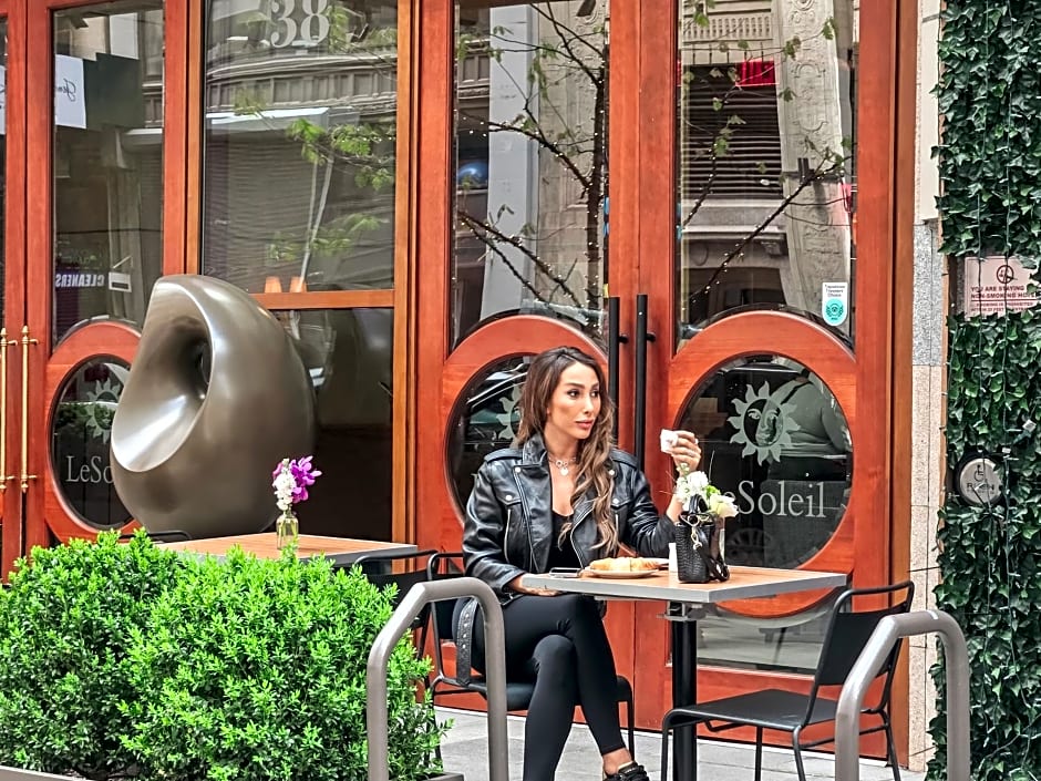 Executive Hotel Le Soleil New York