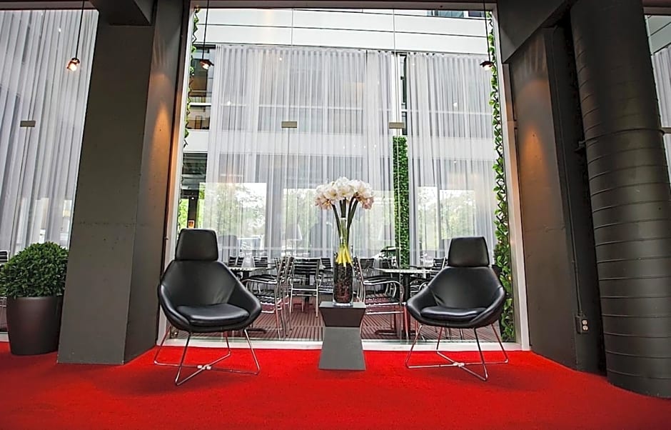 Hotel Zero 1