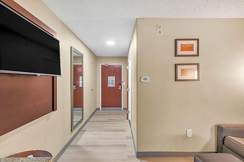 Comfort Suites Lakewood - Denver