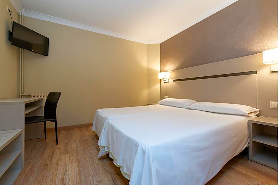 Hotel & Aparthotel Cosmos