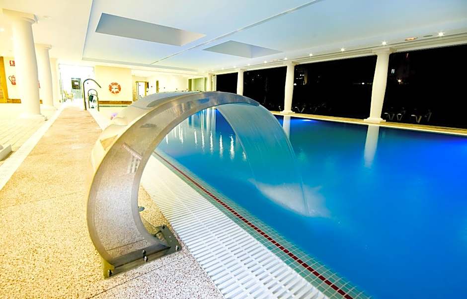 Hotel Monarque Cendrillón