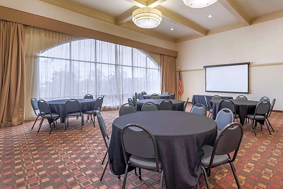 Best Western Plus Knoxville Cedar Bluff