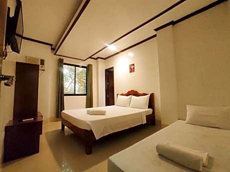 Superior Triple Room