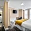 The Granby Hotel - Free Parking - Bar