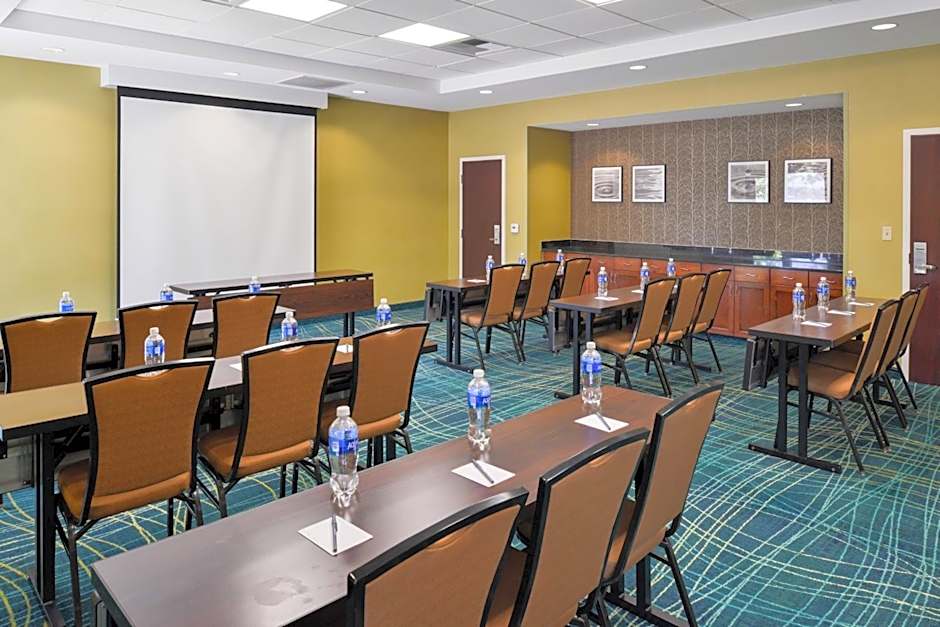 SpringHill Suites by Marriott Fresno
