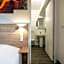 Lemon Hotel