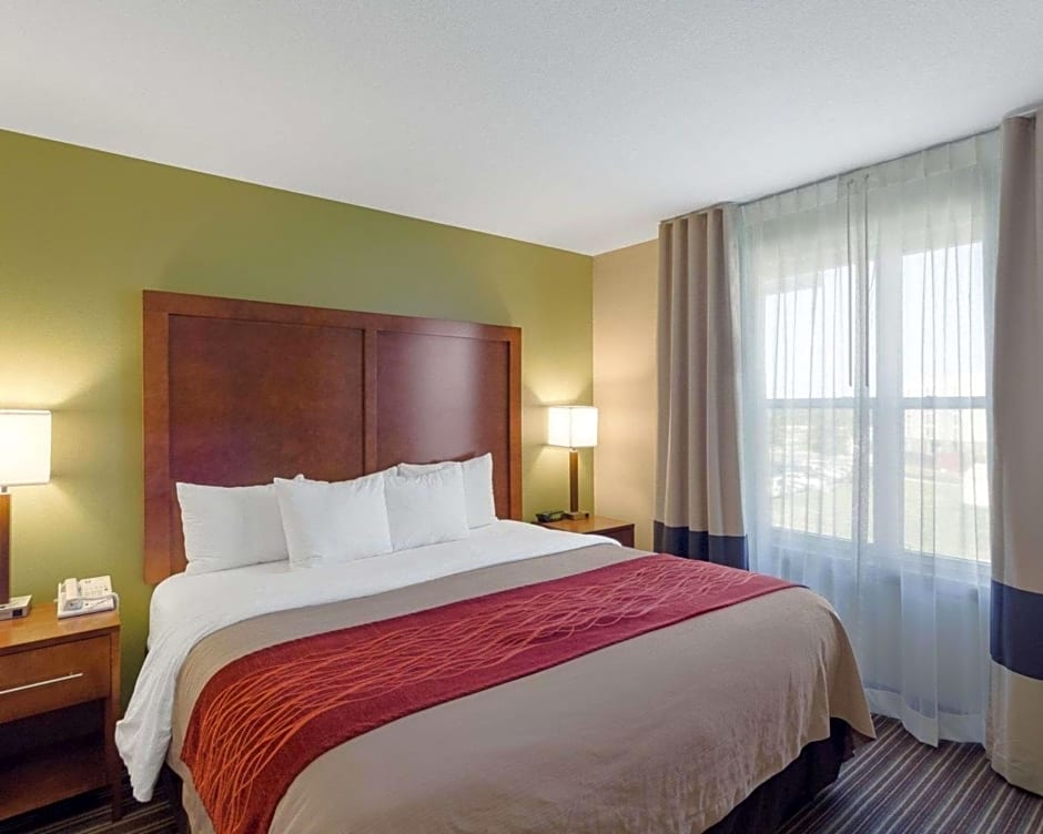 Comfort Inn & Suites Fayetteville-University Area