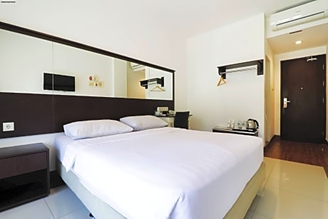 Deluxe Balcony Double